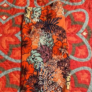 Lularoe Coral Leggings Tall & Curvy Floral Paisley